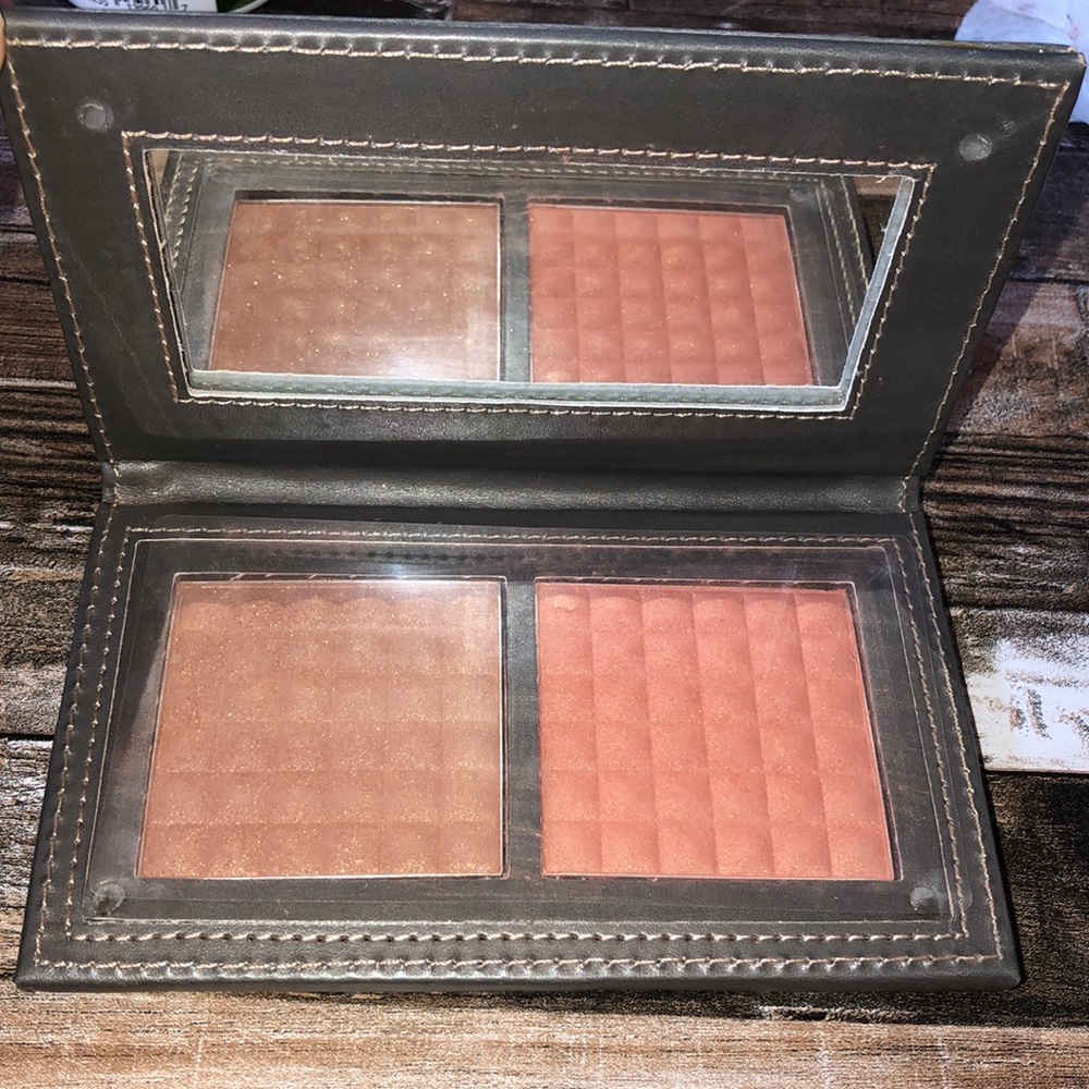 Hourglass Blush/ Bronze Duo